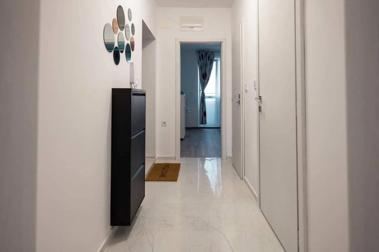 Turquoise By Rv Apartments Varna
